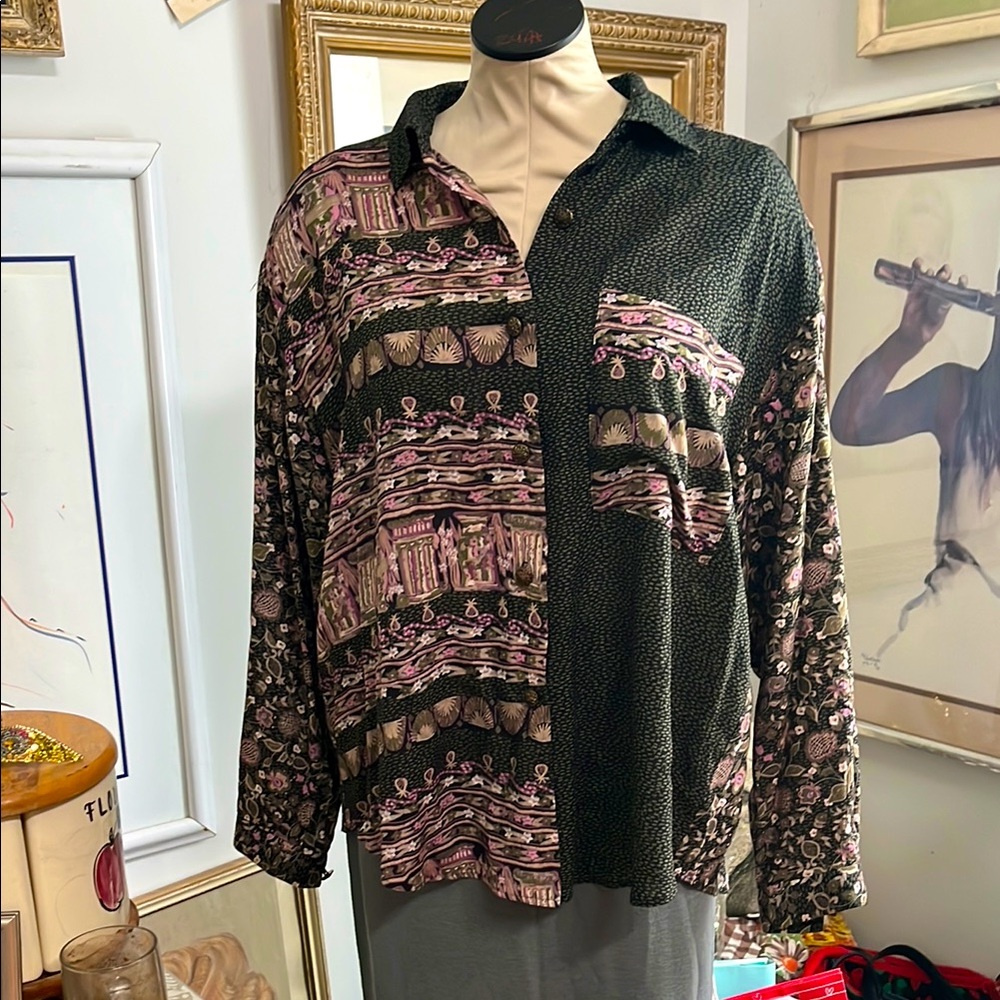 Vintage 80’s Oversized Patterned Shirt.